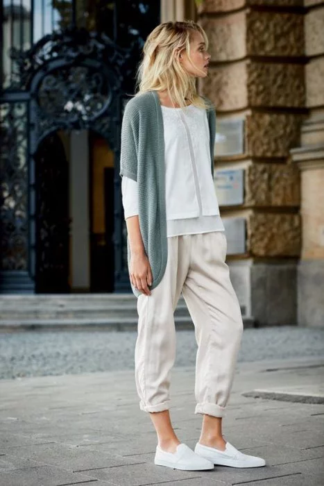 look relajado con babucha de lino