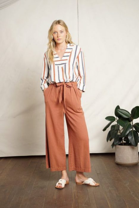 Como combinar un pantalón de lino - Outfits Mujer 2023 - Muy Trendy