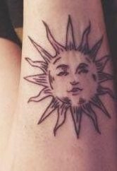 tatuaje cara de sol