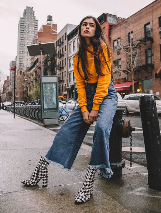 jeans tiro alto informal look