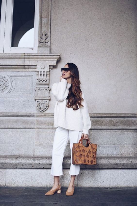 Outfits con sweater blanco 2023 - Como combinarlos - Muy Trendy