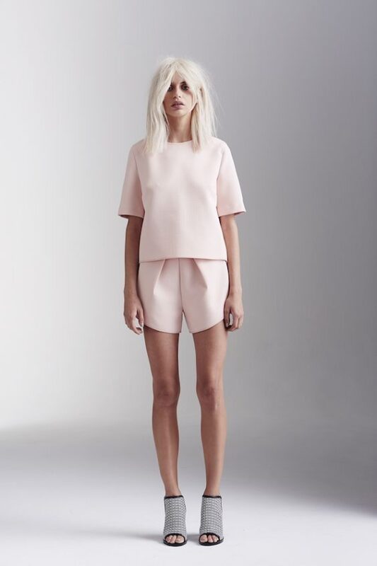 look rosa con short