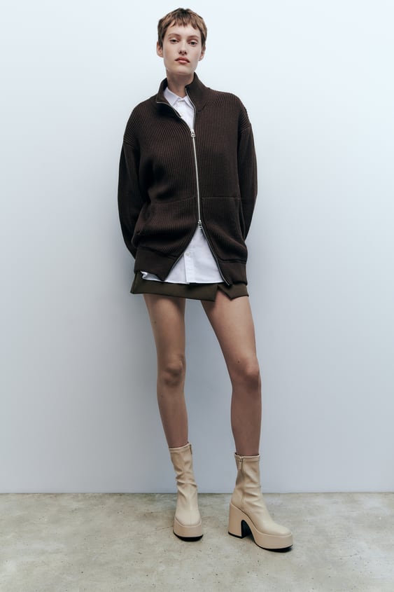 Outfits con botas color hueso 2024 como combinarla Muy Trendy