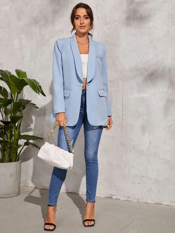 look casual elegante juvenil con blazer celeste