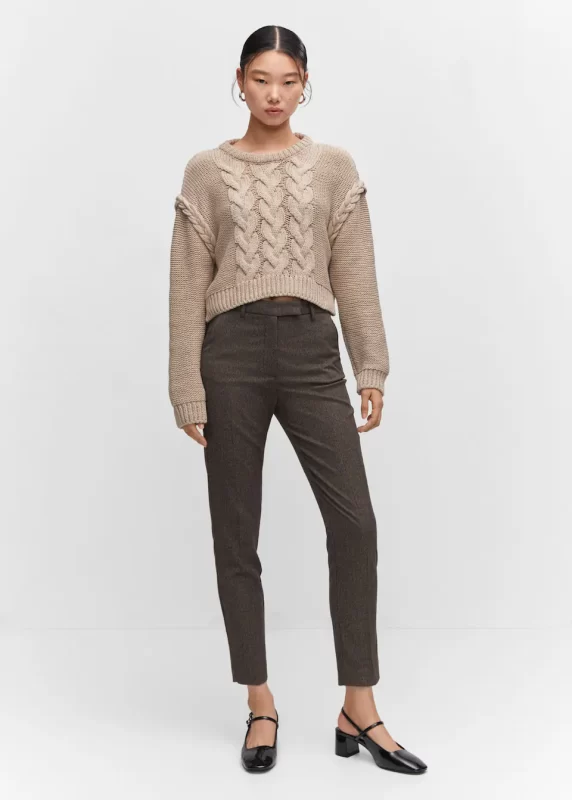 outfit con pantalon de vestir ajustado para otono
