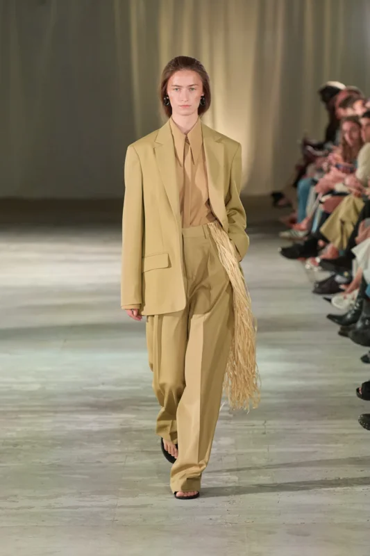 oficina verano 2026 looks